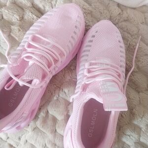 Women's Light Pink Sneakers